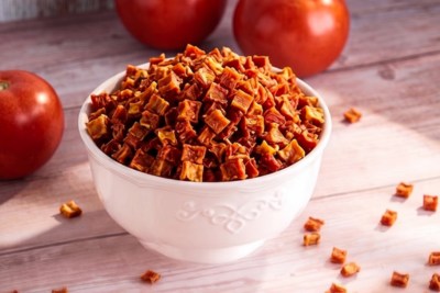 Tomate em cubos
